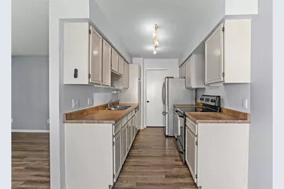 7304 Landau Drive, Bloomington, MN 55438 - Photo 8