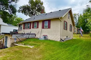 514 State St E, Cannon Falls, MN 55009 - Photo 4