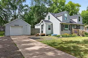 9516 10th Ave S, Bloomington, MN 55420 - Photo 2