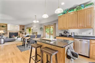 370 Liberty Heights Dr, Chaska, MN 55318 - Photo 12