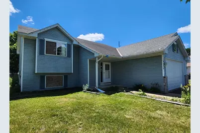 6259 Forest Boulevard Trail, Wyoming, MN 55092 - Photo 2