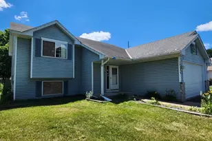 6259 Forest Blvd Trail, Wyoming, MN 55092 - Photo 2