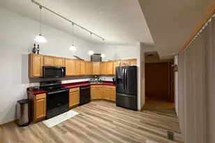 148 Cannonwood Dr, Red Wing, MN 55066 - Photo 2