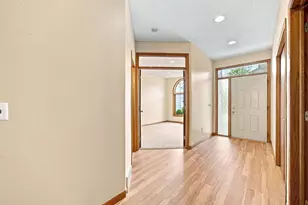 833 Southcross Dr E, Burnsville, MN 55306 - Photo 22