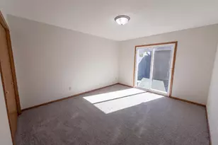 441 S Elm St, Waconia, MN 55387 - Photo 4
