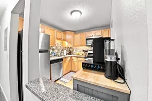 3155 Coachman Rd, Eagan, MN 55121 - Photo 10