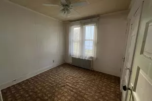 112 New Jersey Ave W, Gilbert, MN 55741 - Photo 10