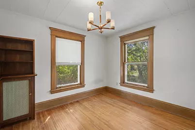 987 Earl Street, Saint Paul, MN 55106 - Photo 16
