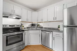 2100 Ridge Dr, Saint Louis Park, MN 55416 - Photo 10