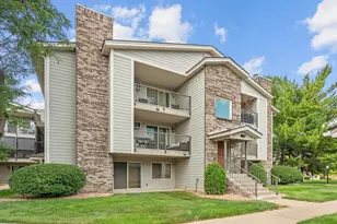 2100 Ridge Dr, Saint Louis Park, MN 55416 - Photo 2