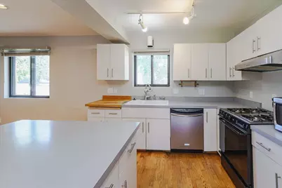 1009 2nd Street E, Hastings, MN 55033 - Photo 16