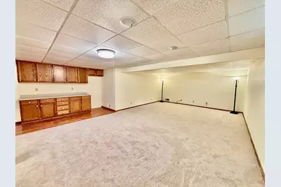 410 Betty Lane, West Saint Paul, MN 55118 - Photo 16