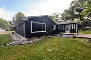 410 Betty Ln, West Saint Paul, MN 55118 - Photo 18