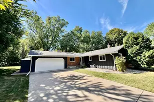 410 Betty Ln, West Saint Paul, MN 55118 - Photo 1