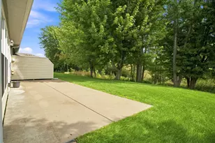 2318 Foxglove Way, Hudson, WI 54016 - Photo 32