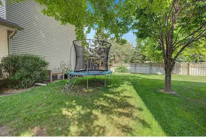 9906 Scott Avenue N, Brooklyn Park, MN 55443 - Photo 34