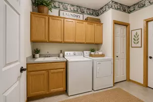 308 Hayes Dr, Hastings, MN 55033 - Photo 10