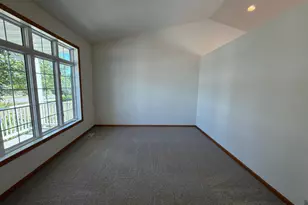 8763 Autumn Oaks Dr, Rockford, MN 55373 - Photo 10