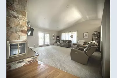 3511 Hoeger Lane, Albert Lea, MN 56007 - Photo 6