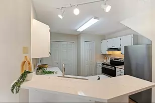 9925 Russell Ave N, Brooklyn Park, MN 55444 - Photo 10