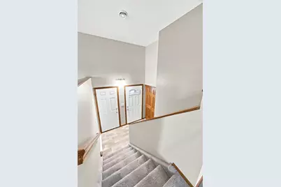 2728 29th Avenue S, Moorhead, MN 56560 - Photo 4