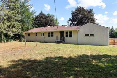 1689 Edgemont Street, Maplewood, MN 55117 - Photo 24