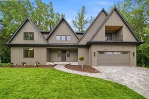 85 Brentwood Ave, Excelsior, MN 55331 - Photo 2