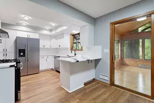 5725 Northport Dr, Brooklyn Center, MN 55429 - Photo 2