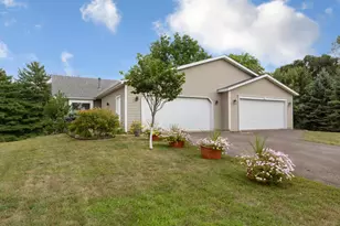 1015 Poplar St, Northfield, MN 55057 - Photo 1