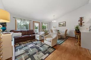 1015 Poplar St, Northfield, MN 55057 - Photo 12