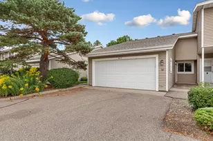 417 Whispering River Ln, Farmington, MN 55024 - Photo 2