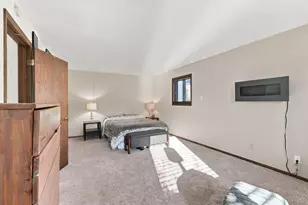 7294 Vista Ct, Eden Prairie, MN 55346 - Photo 18