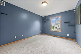 10856 Kingsfield Ln, Woodbury, MN 55129 - Photo 30