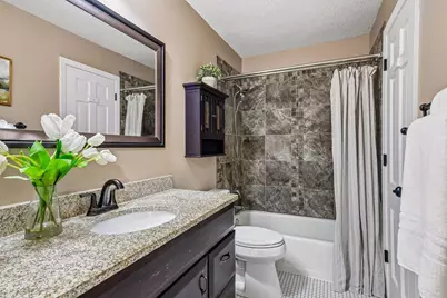 8113 Dakota Lane, Chanhassen, MN 55317 - Photo 16