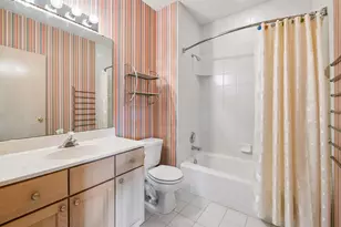 7063 Oak Pointe Curv, Bloomington, MN 55438 - Photo 28