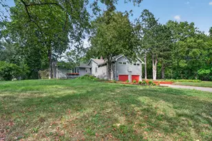 3628 Steele St, Minnetonka, MN 55345 - Photo 2