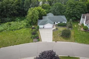 1060 Dennis St S, Maplewood, MN 55119 - Photo 38