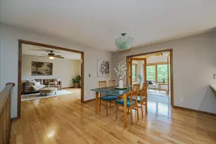 1060 Dennis St S, Maplewood, MN 55119 - Photo 10
