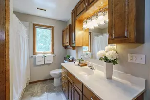 1060 Dennis St S, Maplewood, MN 55119 - Photo 38
