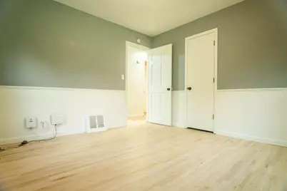 6133 Thomas Avenue S, Minneapolis, MN 55410 - Photo 16
