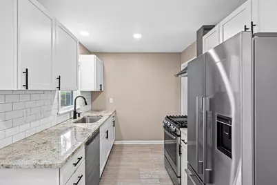 6133 Thomas Avenue S, Minneapolis, MN 55410 - Photo 8