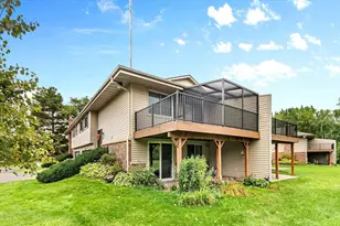 4113 Sylvia Ln S, Shoreview, MN 55126 - Photo 2