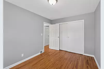 994 Cleveland Avenue S, Saint Paul, MN 55116 - Photo 16
