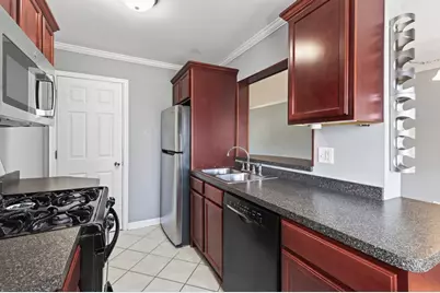 994 Cleveland Avenue S, Saint Paul, MN 55116 - Photo 10