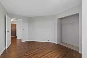 78 10th E St, Saint Paul, MN 55101 - Photo 32