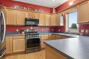 324 Birch St, Baldwin, WI 54002 - Photo 12