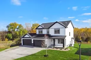 7993 Hunter Lake Dr, Clear Lake, MN 55319 - Photo 8