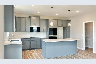 2095 Kestrel Drive, Shakopee, MN 55379 - Photo 4