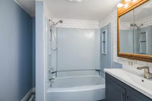 823 Englewood Ave, Saint Paul, MN 55104 - Photo 22