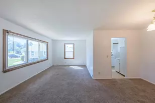 9522 Pleasant Ave S, Bloomington, MN 55420 - Photo 8